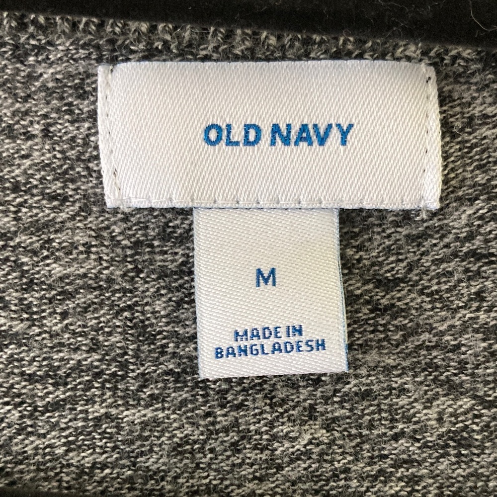 Old Navy Heather Gray Long Sleeve Women's Top - Picture 2 of 5